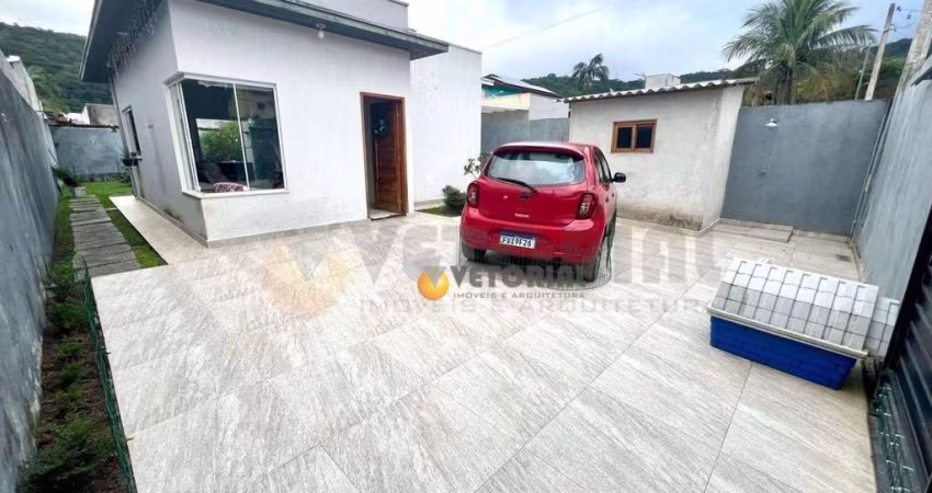 Casa com 2 dormitórios à venda, 64 m² por R$ 520.000,00 - Massaguaçu - Caraguatatuba/SP