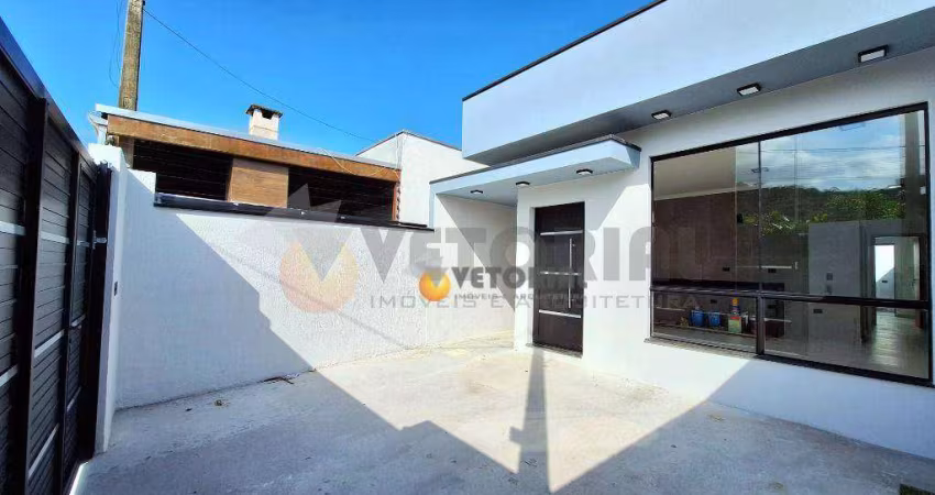 Casa com 2 dormitórios à venda, 59 m² por R$ 399.000,00 - Jardim das Gaivotas - Caraguatatuba/SP