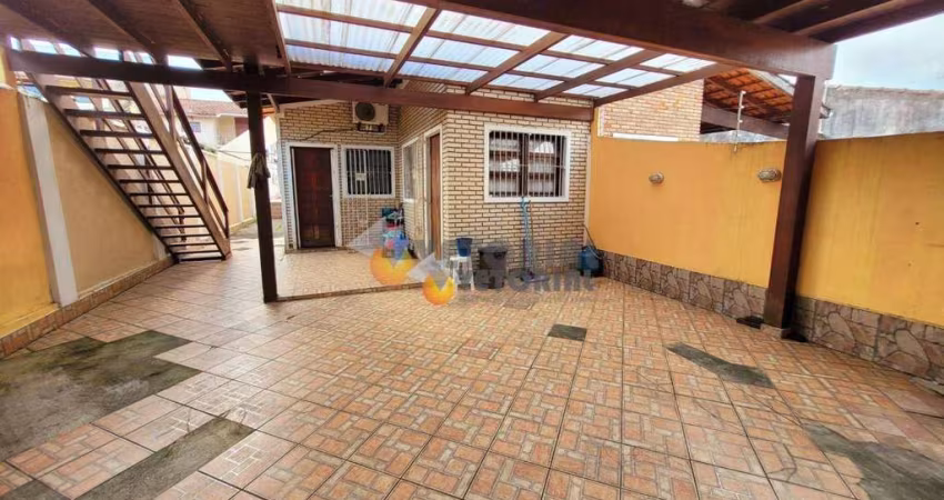 Casa com 2 dormitórios à venda, 140 m² por R$ 450.000 - Jardim das Gaivotas - Caraguatatuba/SP