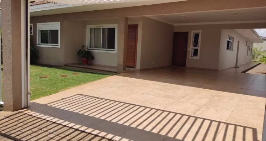 Casas | Casas/Sobrados, Tropical em Cascavel/PR