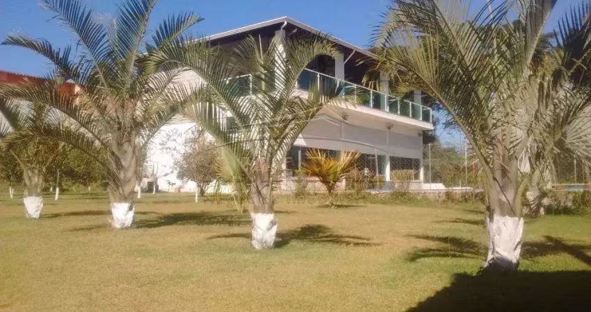 Chácara / sítio com 3 quartos à venda na Rua Julio Silva Matos, Jardim Silvestre, Suzano