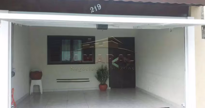 Casa com 2 quartos à venda na Rua Adelino Mathias, Vila Figueira, Suzano