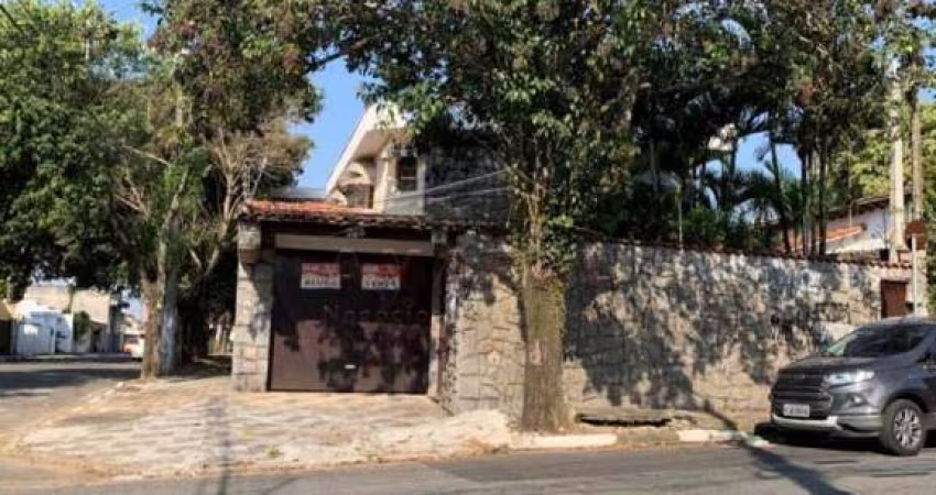Casa com 3 quartos à venda na Avenida Ângelo Bianconi, Jardim Realce, Suzano