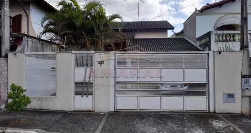 Casa com 3 quartos à venda na Avenida Ângelo Bianconi, Jardim Realce, Suzano