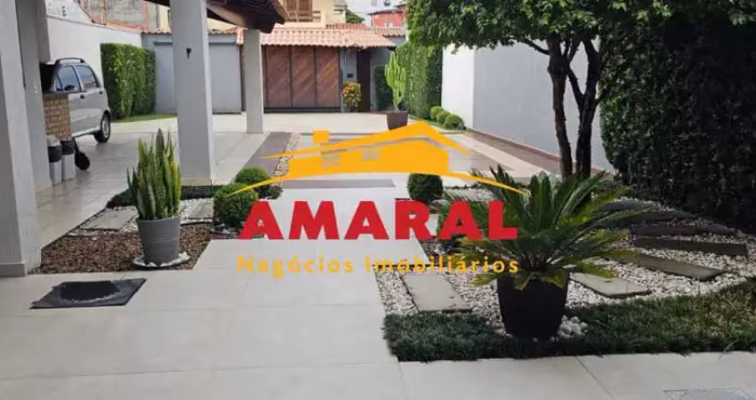 Casa com 3 quartos à venda na Rua Orlando Portela, Vila Paiva, Suzano