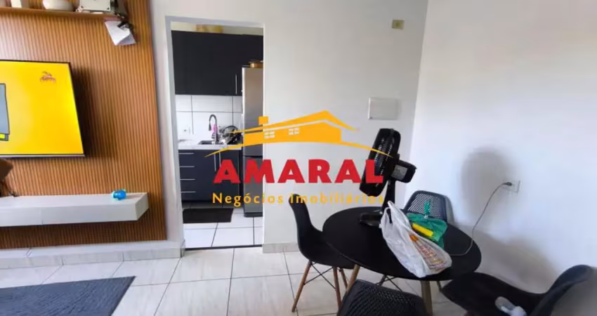 Casa em condomínio fechado com 2 quartos à venda na Rua Guarujá, Jardim Casa Branca, Suzano