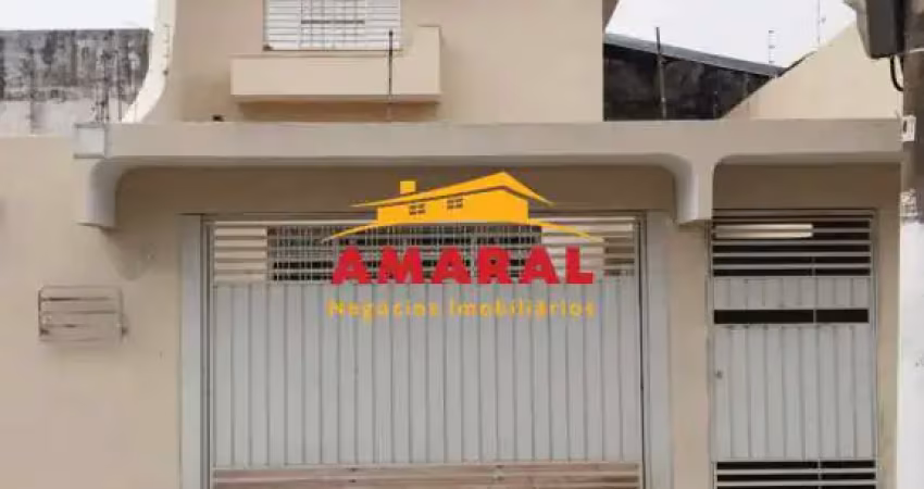 Casa com 3 quartos para alugar na Rua Ipês, Vila Urupês, Suzano