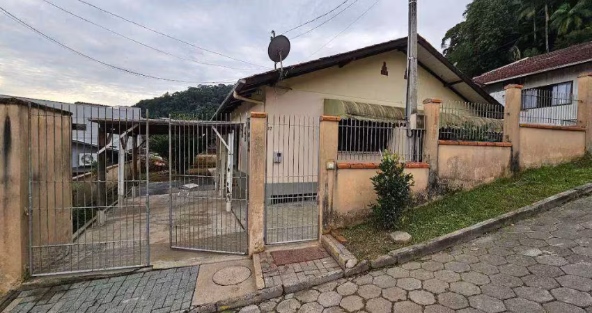 Casa com 2 dormitórios para alugar, 98 m² por r$ 2.500,00/mês - garcia - blumenau/sc