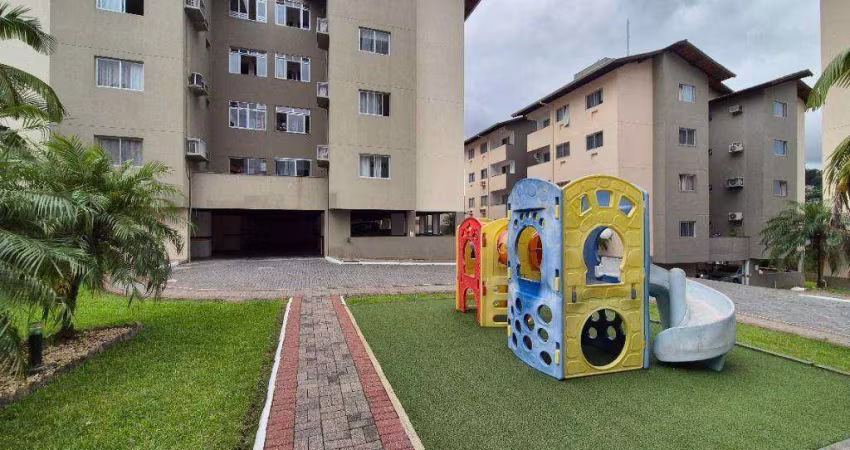 Apartamento com 3 dormitórios à venda, 80 m² por R$ 350.000,00 - Água Verde - Blumenau/SC