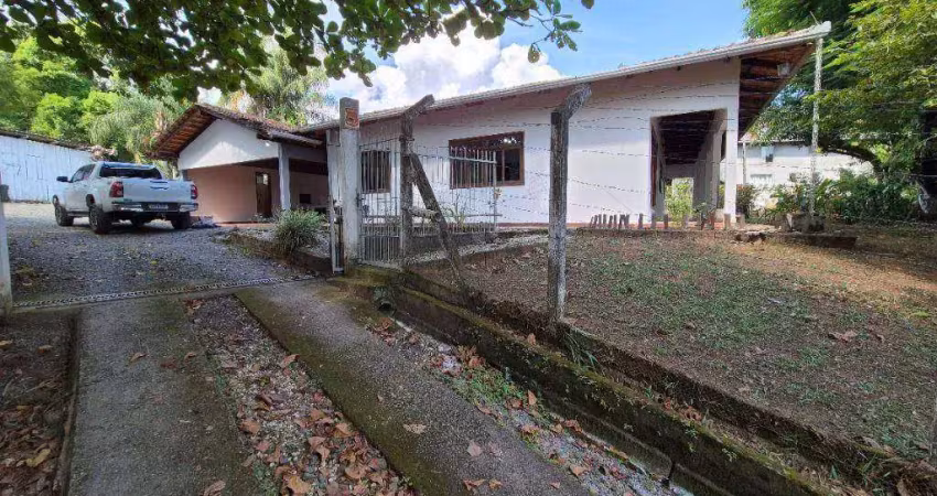 Casa com 3 dormitórios para alugar, 209 m² por r$ 2.690,00/mês - badenfurt - blumenau/sc