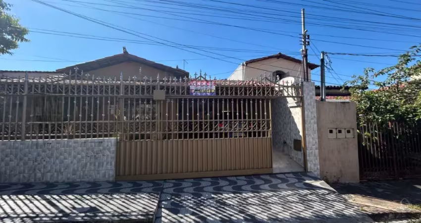 Casa 3 quartos e um barracão nos fundos de 1 quarto no bairro Nova Pampulha Contagem