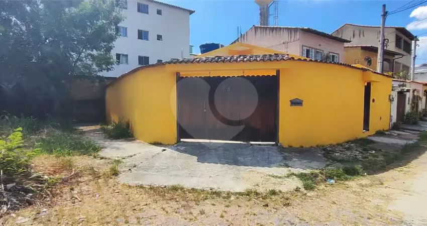 Casa com 3 quartos à venda na Deputado Bocaiúva Cunha, Campo Grande, Rio de Janeiro