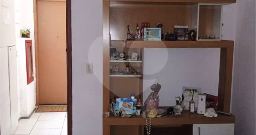Apartamento com 2 quartos à venda ou para locação em Paciência - RJ