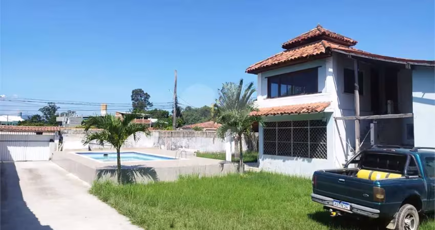 Casa com 4 quartos à venda em Guaratiba - RJ