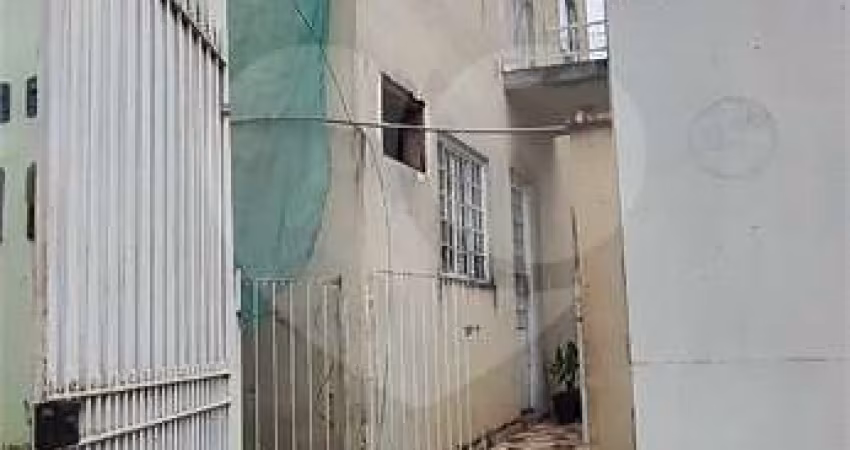 Condomínio com 2 quartos à venda em Santíssimo - RJ
