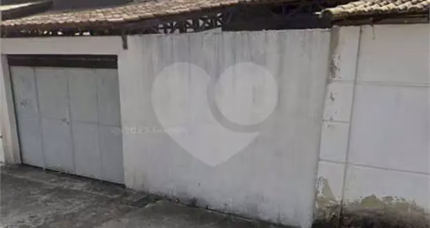 Casa com 2 quartos à venda na B, Santa Cruz, Rio de Janeiro