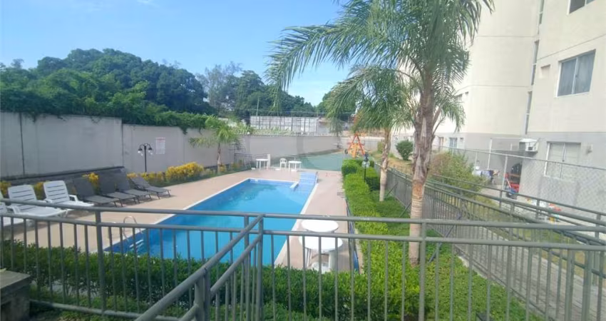 Apartamento com 2 quartos à venda em Santa Cruz - RJ