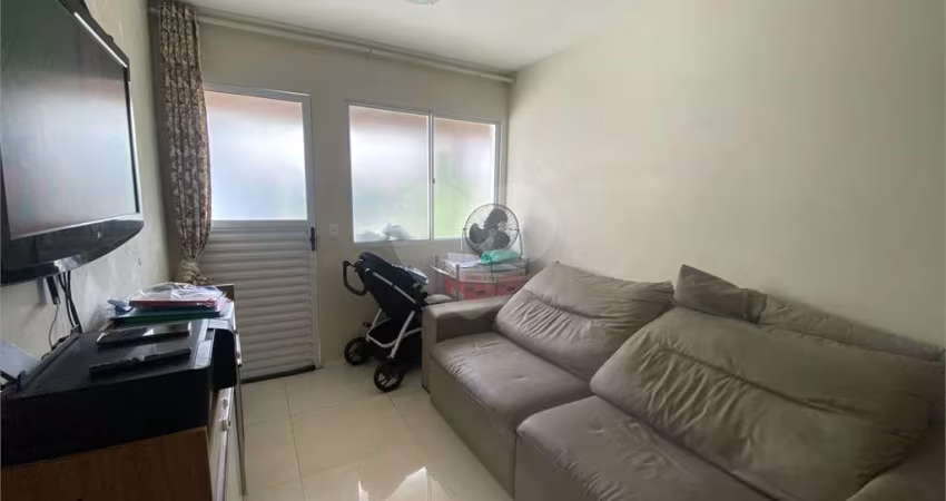 Casa de vila com 2 quartos à venda ou para locação em Campo Grande - RJ