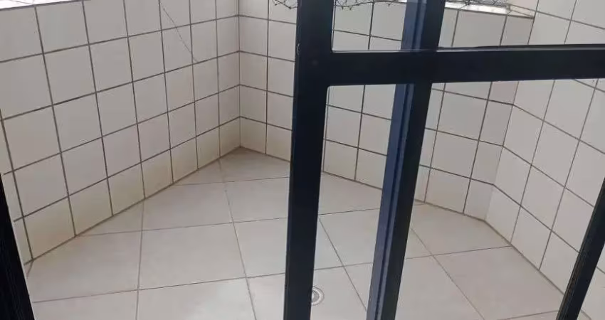 Apartamento um dormitório com sacada vila tupi praia grande sp