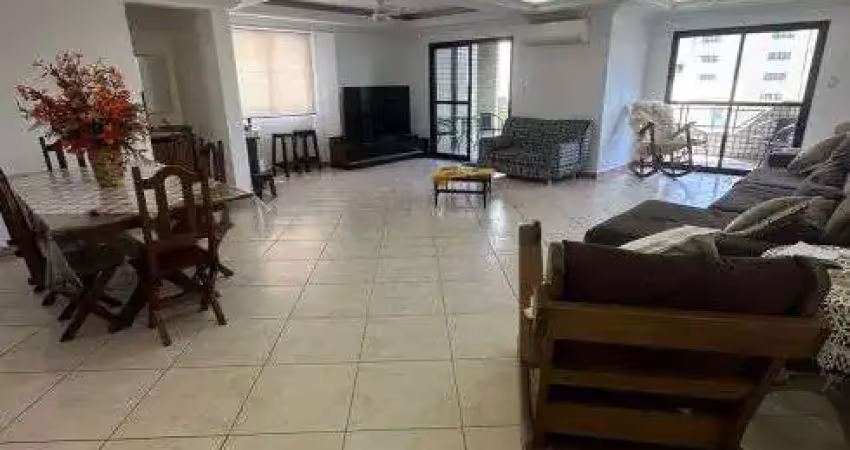 Apartamento três dormitórios canto do forte praia grande sp