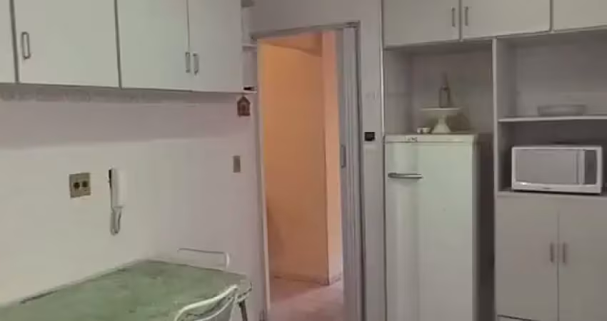 Apartamento dois dormitórios sendo uma suíte guilhermina praia grande sp