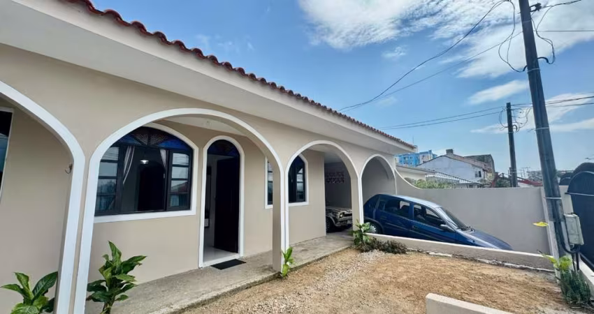 Casa com 3 quartos à venda na Rua Vergilino Domingos da Silva, 500, Serraria, São José