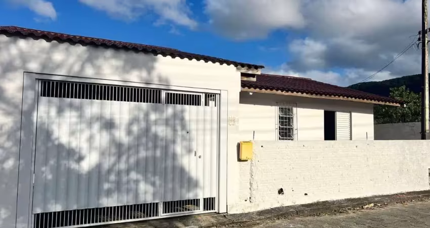 Casa com 2 quartos à venda na Servidão Waldomiro Pereira Carpes, 86, Ribeirão da Ilha, Florianópolis