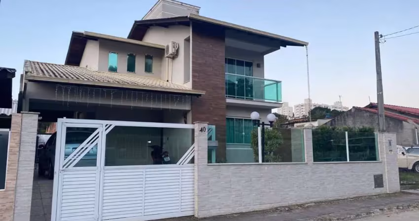 Casa com 3 quartos à venda na Hamilton de Lima, 40, Potecas, São José
