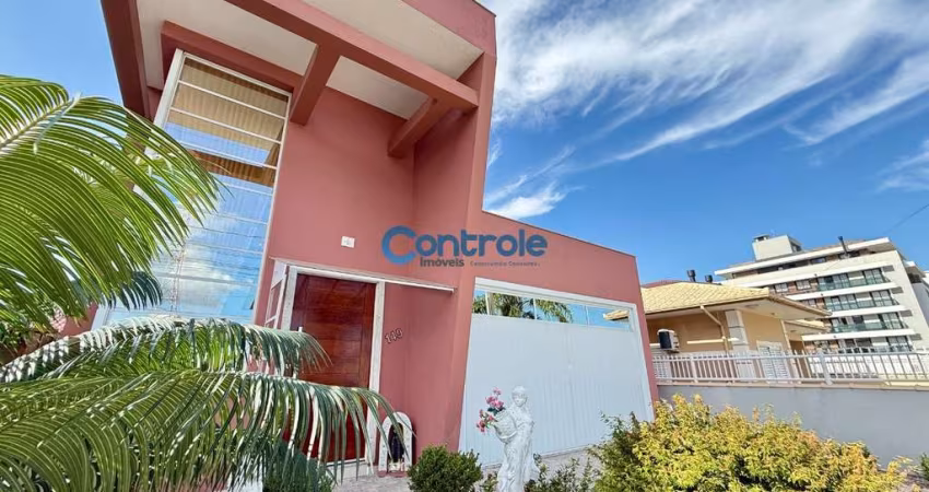 Casa com 3 quartos à venda na Rua Raul Leonardo Weiss, 149, Praia de Fora, Palhoça