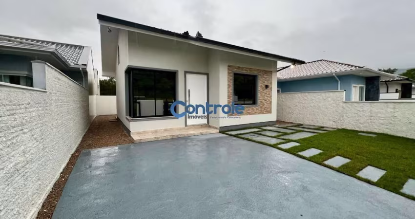 Casa em condomínio fechado com 2 quartos à venda na Dirceu Júlio Roube, 13, Forquilhas, São José