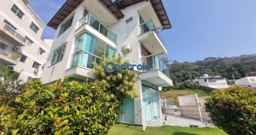 Casa com 6 quartos à venda na Rua Assis Brasil, 4884, Ponta de Baixo, São José