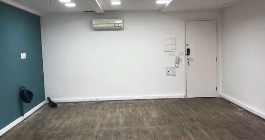 SALA COMERCIAL A VENDA/ LOCAÇÃO NA AV NOVE DE JULHO, 47 M², 01 VAGA !!