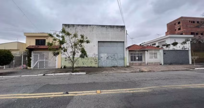 IMÓVEL COMERCIAL NA VILA CARRÃO, 02 FRENTES, MEDINDO 10 X 40 !!