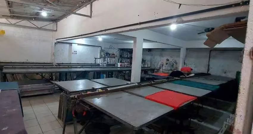 Galpão , escritórios , estacionamento - terreno 550m2 / construção 400m2