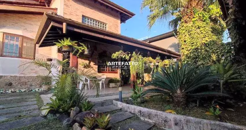 Casa com 5 quartos à venda na Rua Newton Prado de Oliveira, 184, Praia Grande, Ubatuba