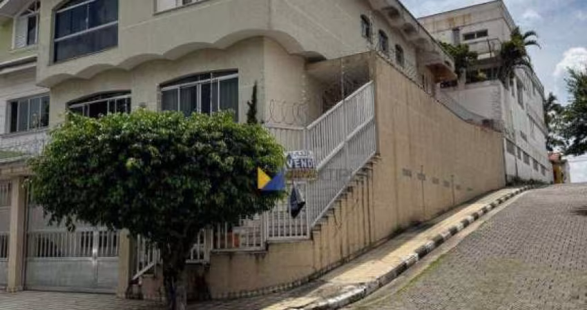 Sobrado com 4 dormitórios à venda, 332 m² por R$ 1.580.000,00 - Cidade Maia - Guarulhos/SP
