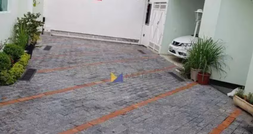 Sobrado com 2 dormitórios à venda, 113 m² por R$ 640.000,00 - Jardim Bom Clima - Guarulhos/SP