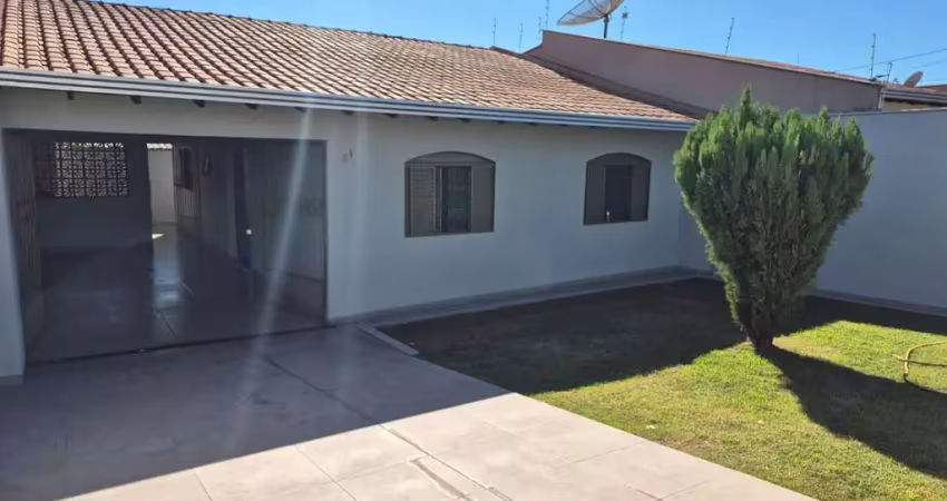 Casa com 2 quartos à venda na Rua Visconde de Guarapuava, Milton Gavetti, Londrina