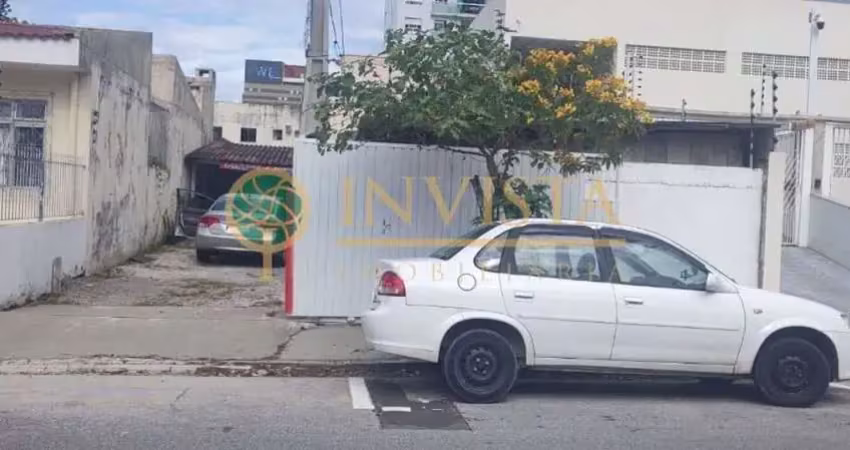 Terreno com viabilidade comercial e residencial à venda no estreito.