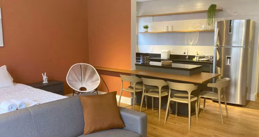 Apartamento mobiliado no Bairro Córrego Grande - À venda em Florianópolis.