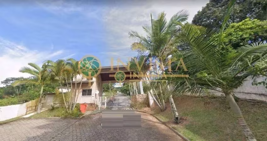 Terreno em condomínio fechado com 794m² localizado no  córrego grande próximo a ufsc.