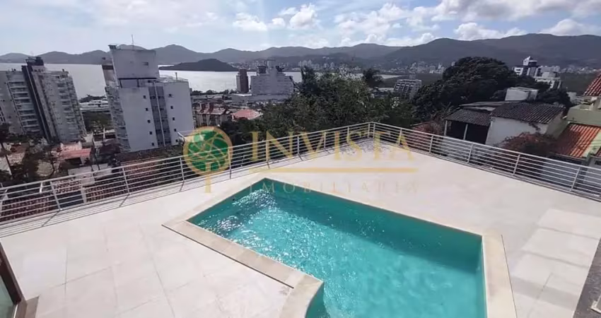 Alto padrão com espaço gourmet e piscina, vista mar e 3 suítes à venda na agronômica.