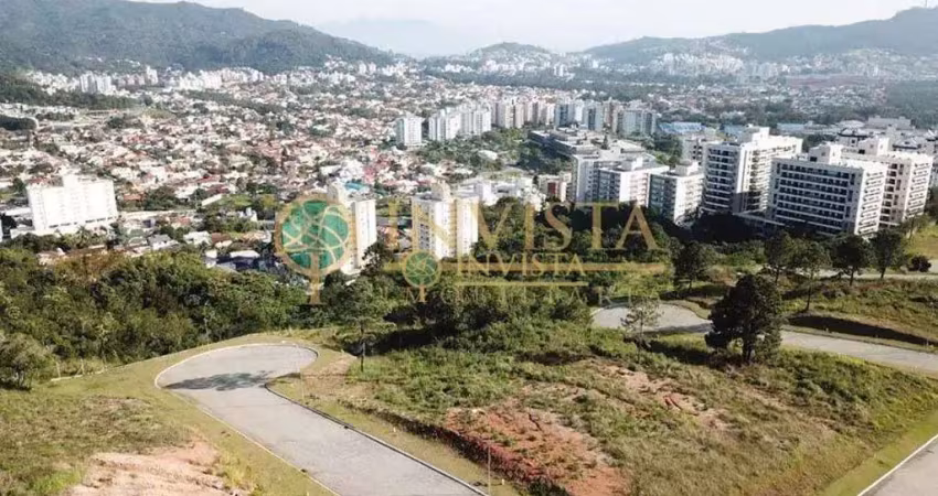 À venda | terreno com 638 m² em condomínio fechado no itacorubi.