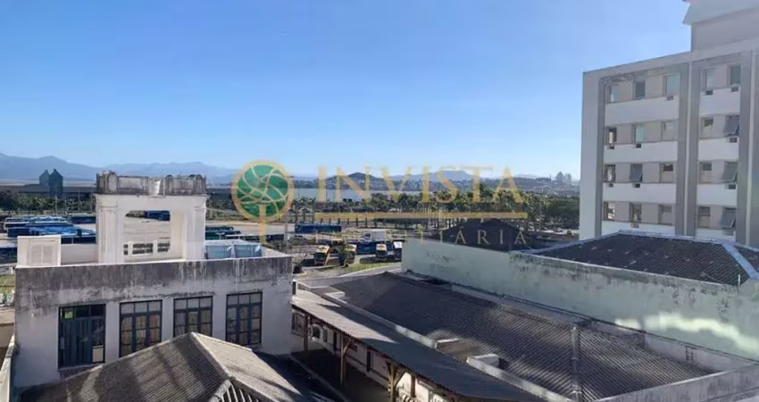 Prédio comercial com 6 pavimentos e vista mar à venda no centro de florianópolis.