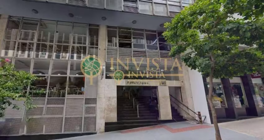 Sala comercial com 37m² à venda no centro de florianópolis.