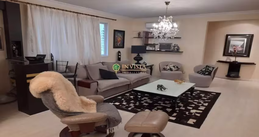 À venda | 149 m², dependência de empregada, 3 quartos e 1 vaga de garagem - próximo ao colégio catarinense, no centro, em florianópolis.