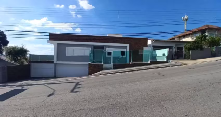 À venda | terraço com vista mar, piscina e espaço gourmet, 4 suítes e 6 vagas de garagem -  centro de florianópolis.