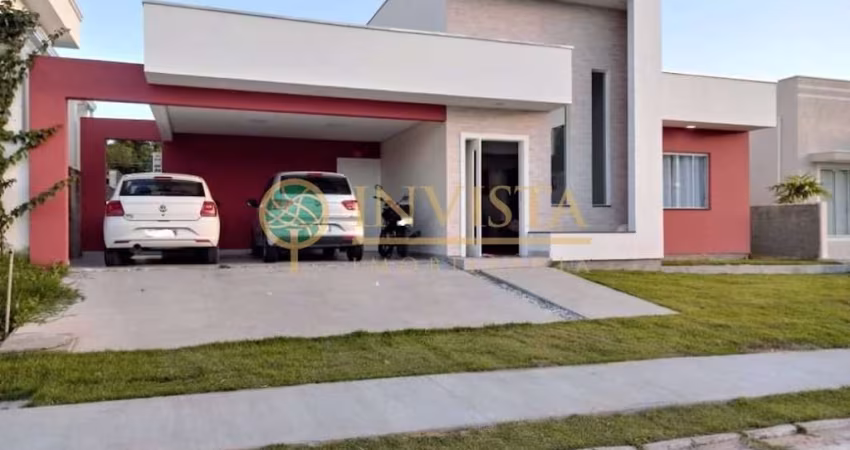 À venda | Condomínio fechado, 375 m², churrasqueira, 3 quartos e 4 vagas de garagem - Rio Vermelho, em Florianópolis.