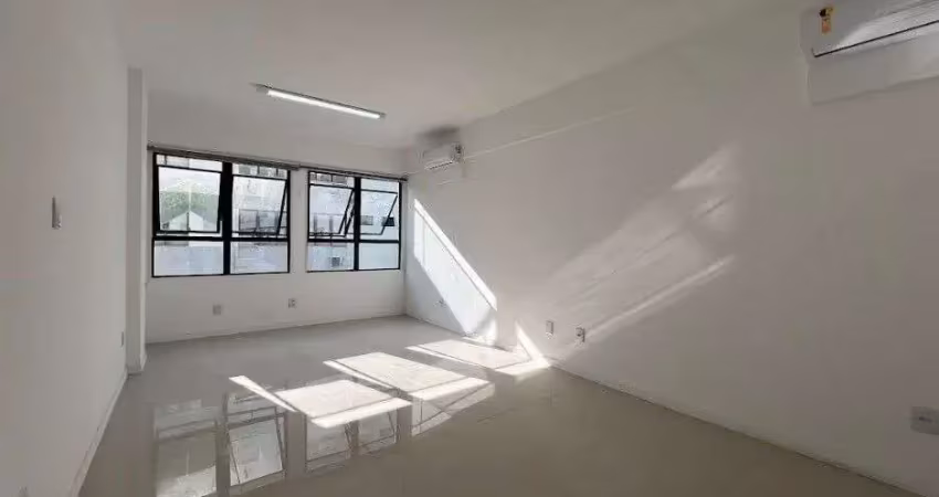 Sala comercial com 1 vaga - à venda em frente a ufsc.