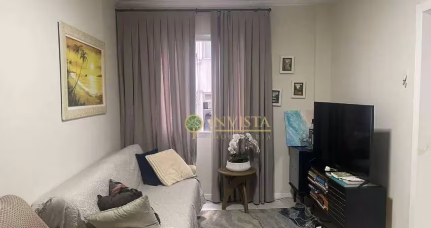 Exclusivo! 1 quarto em localização privilegiada no centro de florianópolis - à venda.